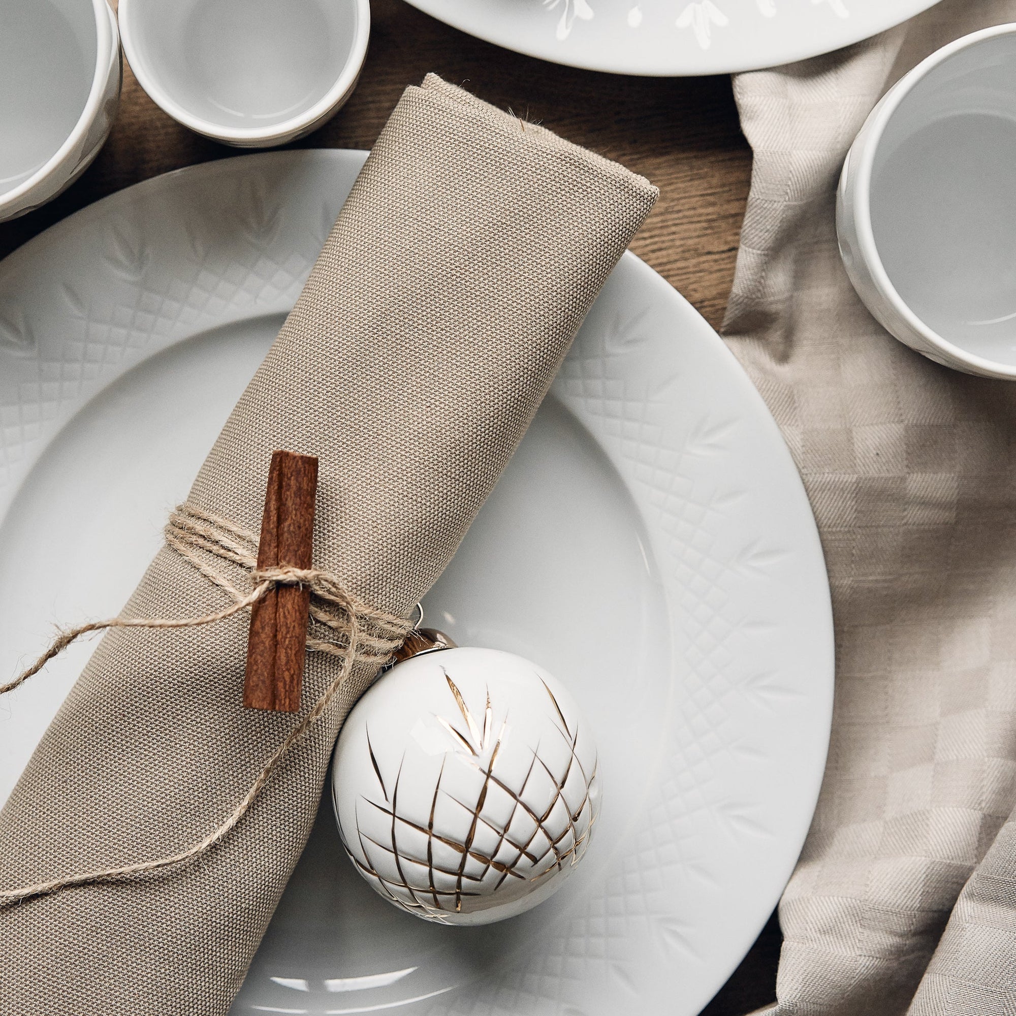 Crispy Porcelain Ball