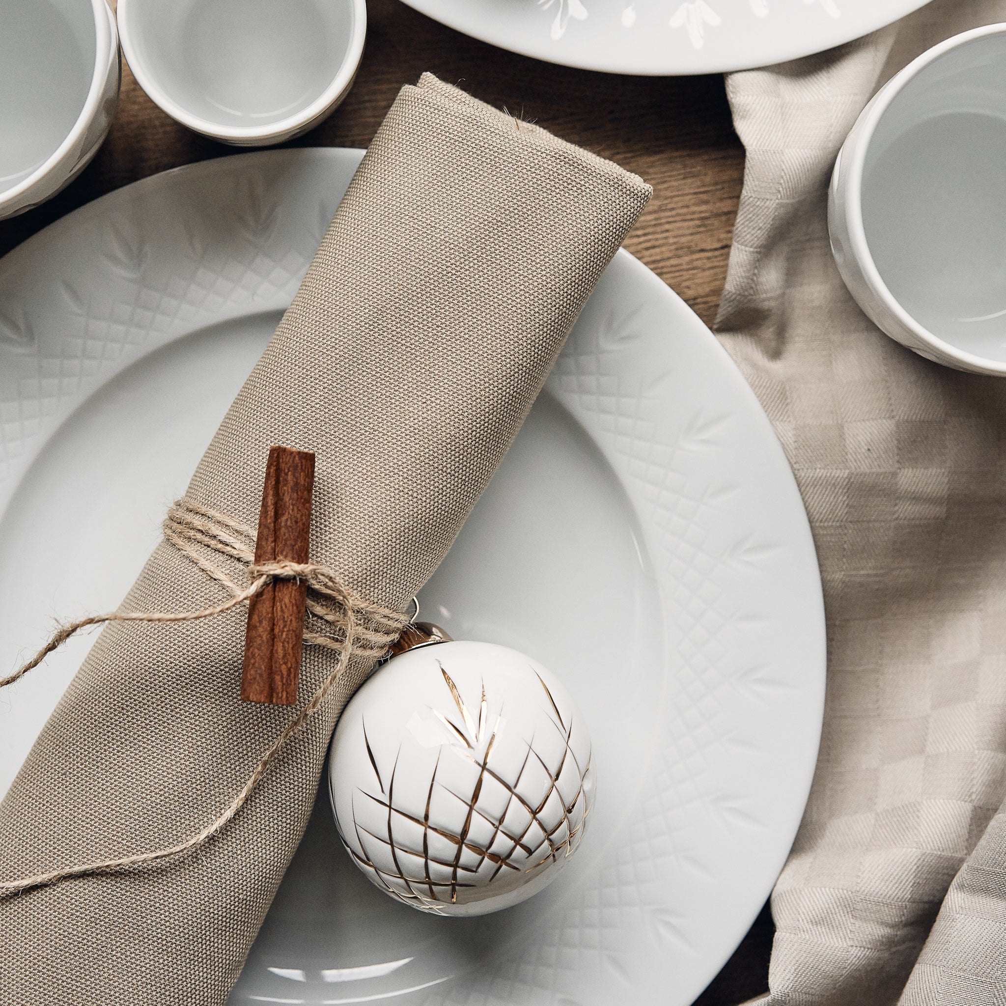 Crispy Porcelain Ball